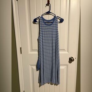 Midi dress with pockets